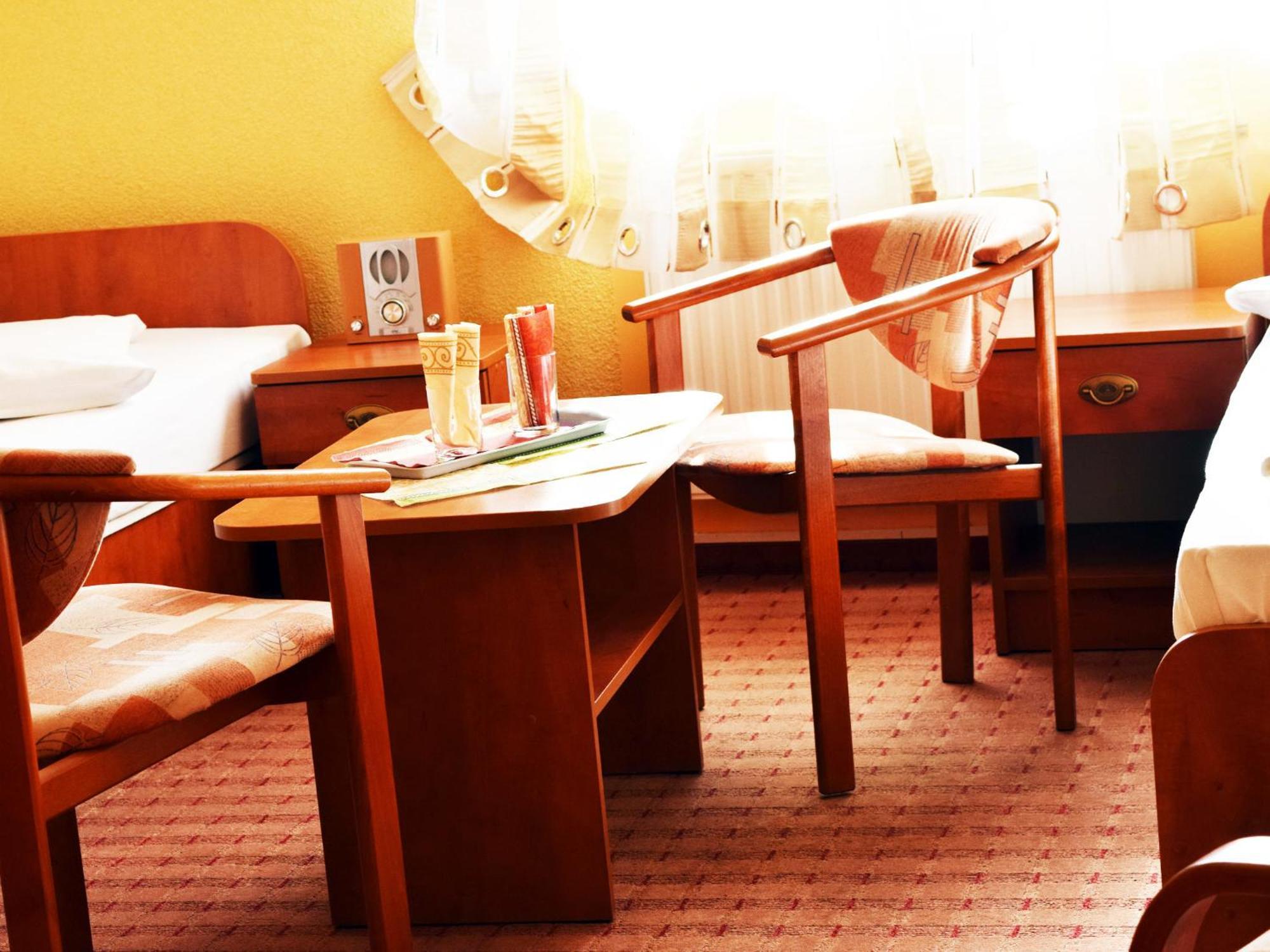 Hotel Jan Згожелец Стая снимка