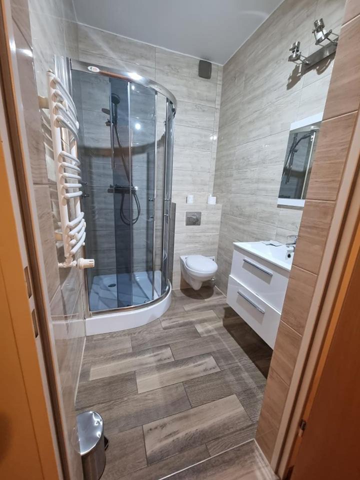 Hotel Jan Згожелец Екстериор снимка