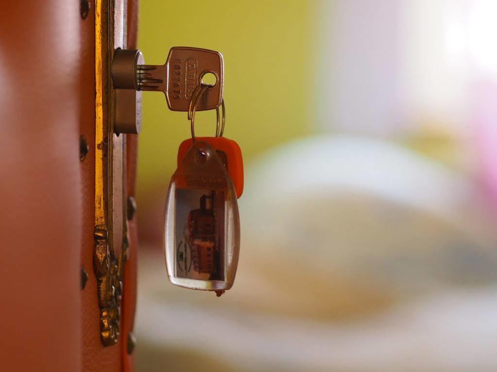 Hotel Jan Згожелец Екстериор снимка